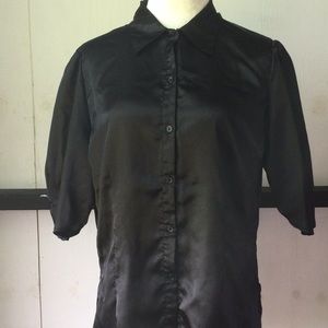 NICOLA Silky men’s black button down shirt